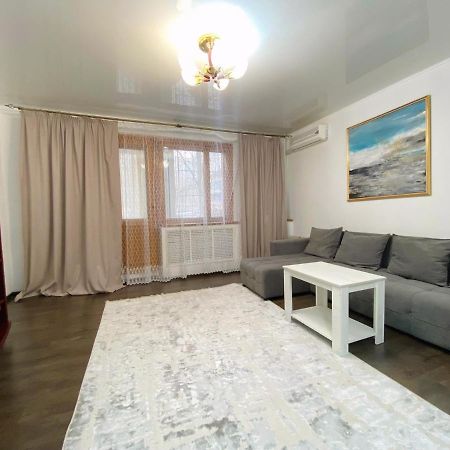 Comfortable Apartment, Samal 2 Almatı Dış mekan fotoğraf