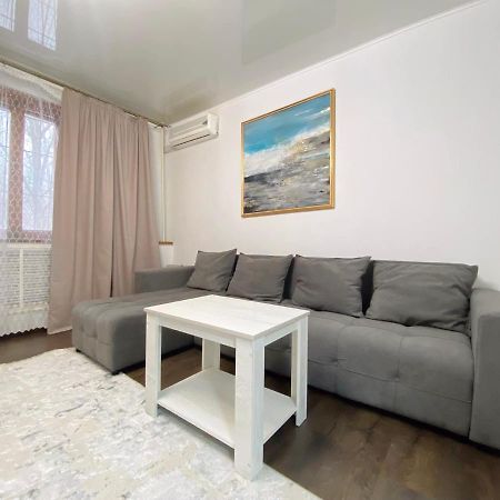 Comfortable Apartment, Samal 2 Almatı Dış mekan fotoğraf