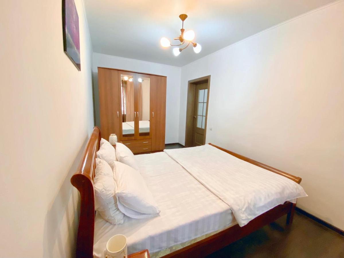 Comfortable Apartment, Samal 2 Almatı Dış mekan fotoğraf